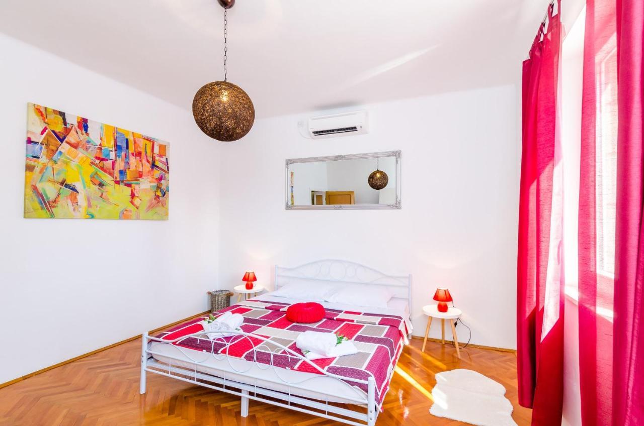 Holiday Home Lungo Mare Mlini Esterno foto