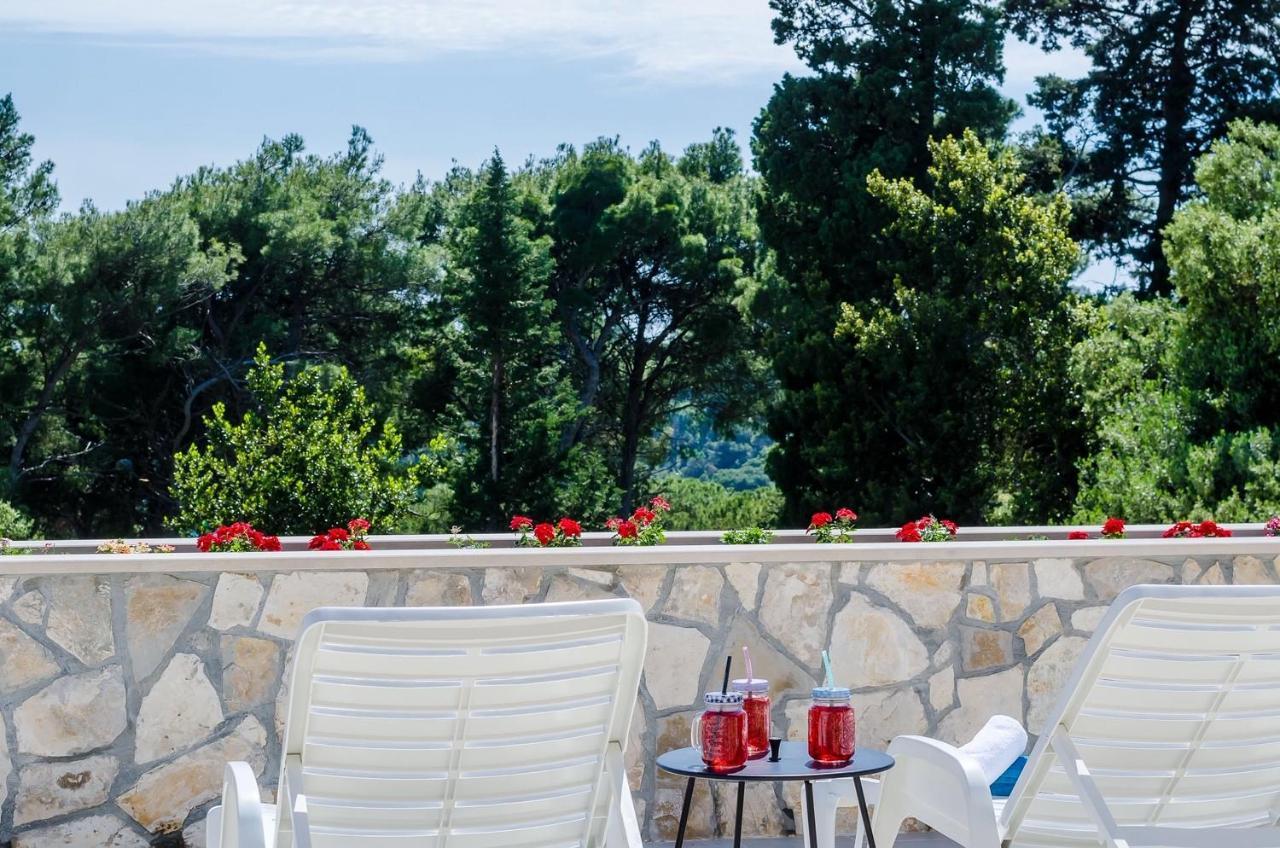 Holiday Home Lungo Mare Mlini Esterno foto