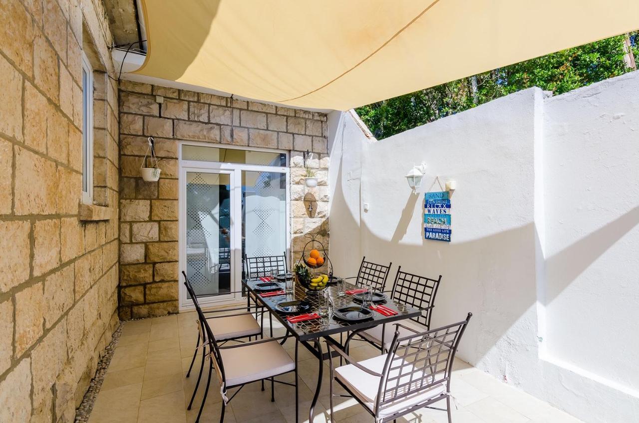 Holiday Home Lungo Mare Mlini Esterno foto